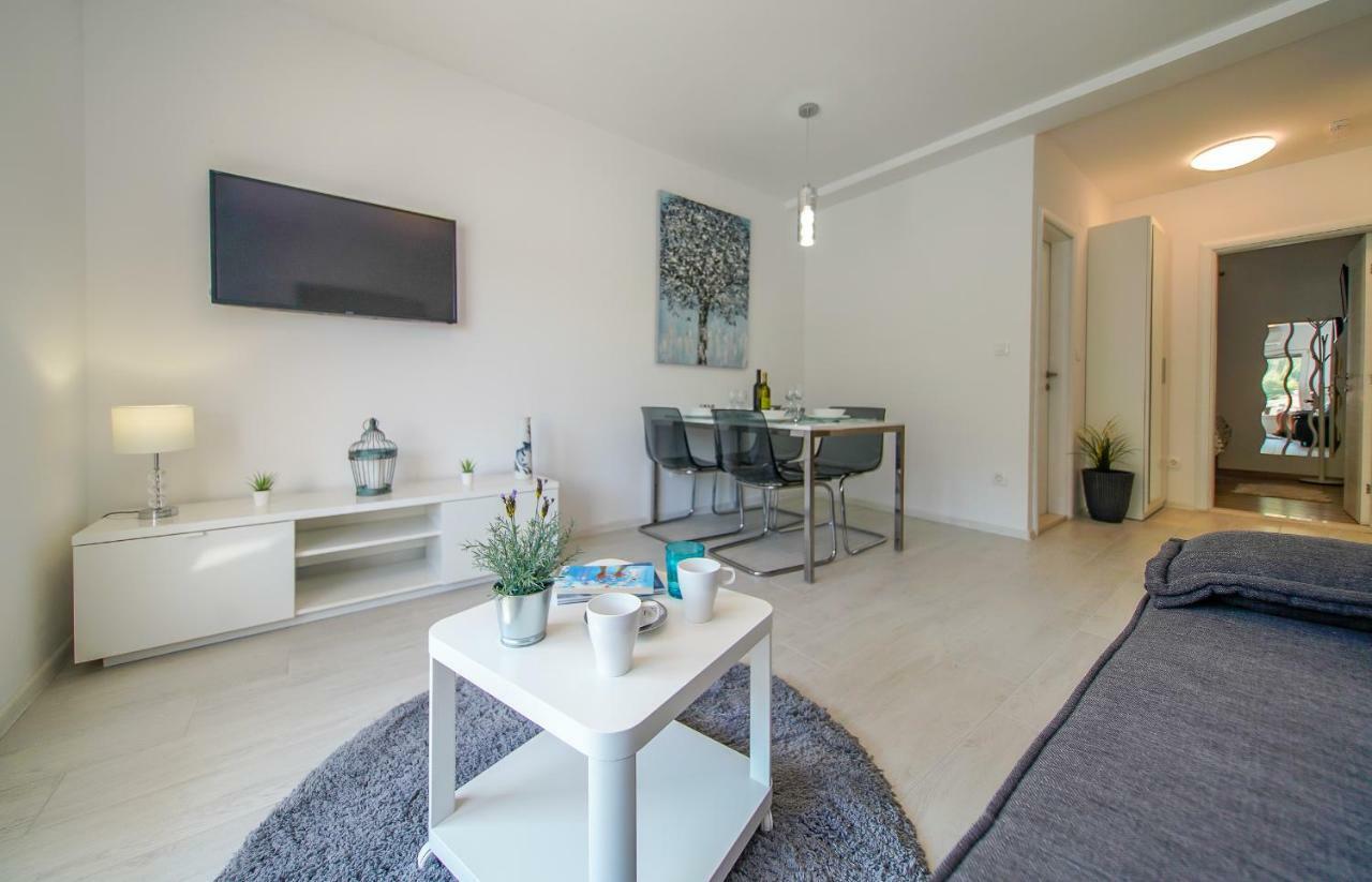 Apartmani Ponta Ston Exterior foto